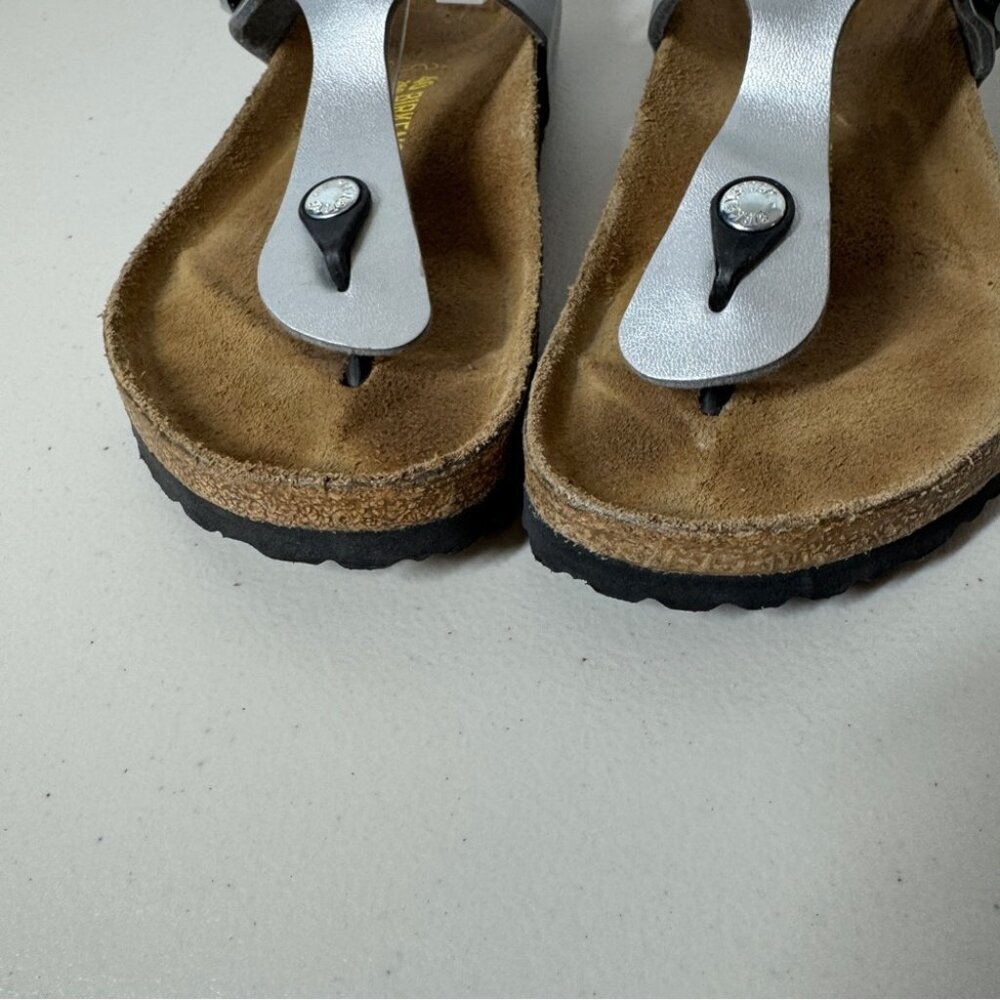 Birkenstock Gizeh Silver Metallic Sandals  Women’s Comfort Summer Shoes Size 40 - Picture 9 of 15